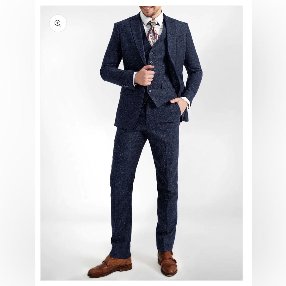 StudioSuits Donegal Tweed 3-piece suit in Blue Fleck. Jacket 40R, pants 32x32.